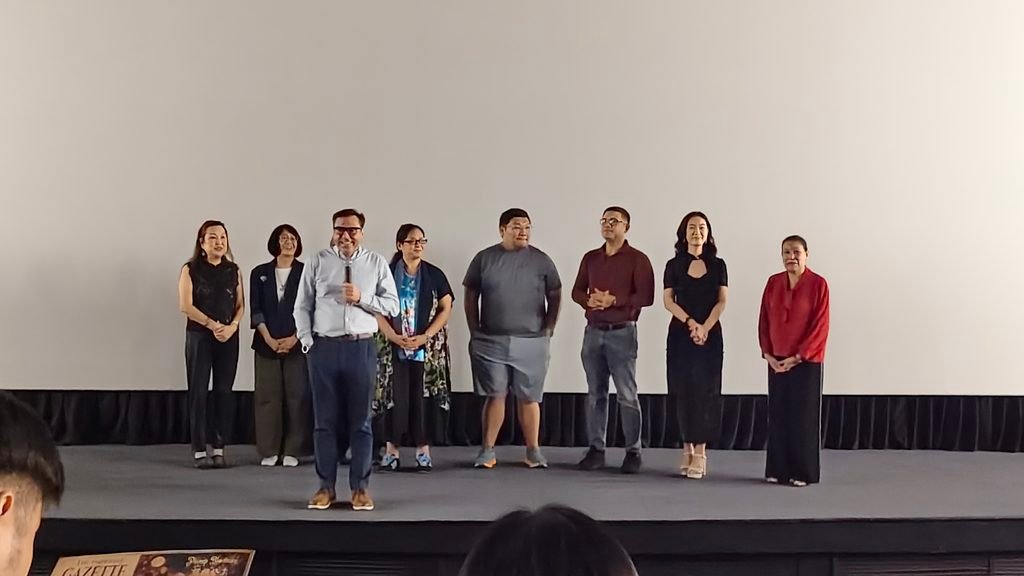 The voice actors of Plump Blossom during the film's special screening.